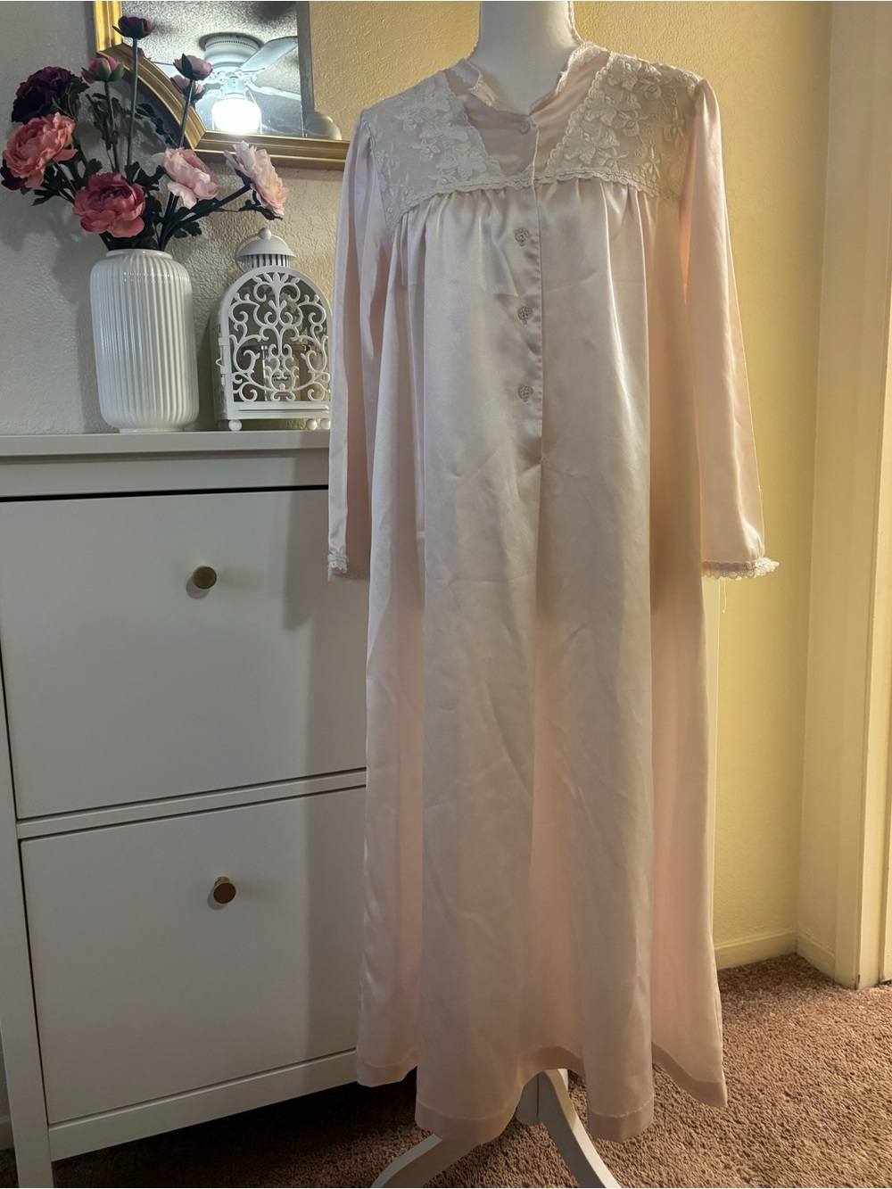 Vintage Oscar de la Renta Long Nightgown